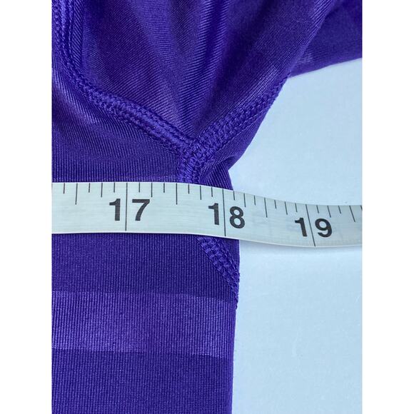 Nike Pro Dri-Fit Women's Purple Striped 1/4 Zip Thumb Hole Pullover Size Large - Picture 8 of 10